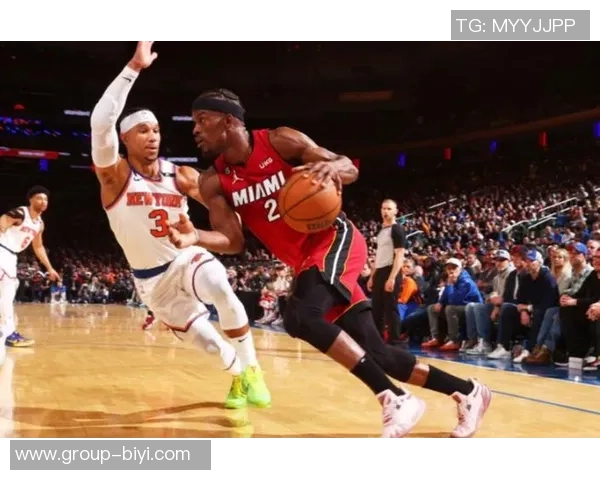 张佳玮分析勇士战术库里与巴特勒传切配合不依赖持球进攻